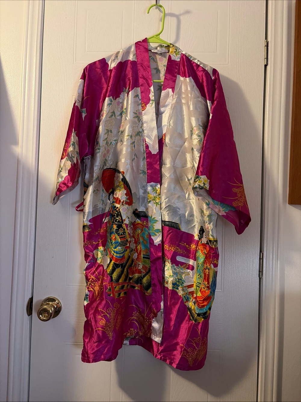 Ladies Japanese Print Medium Robe No Belt